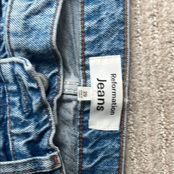 Reformation Val 90’s Straight Jeans - Picture 6 of 7